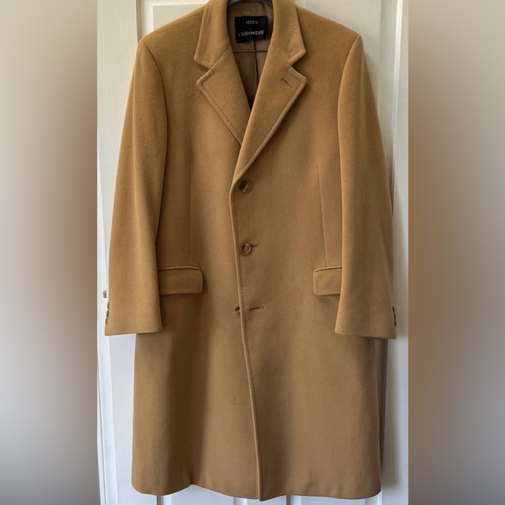 Benjamin Chicago Vintage tan cashmere overcoat size large-XL